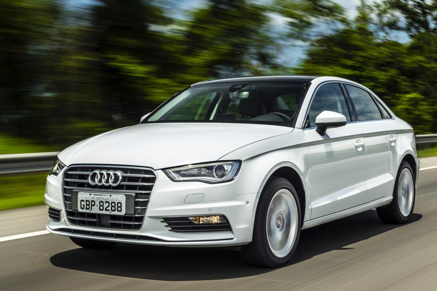  Audi A3 Sedan 2.0 TFSI (8V) 2015 года  (LA) (фото 1 из 12)